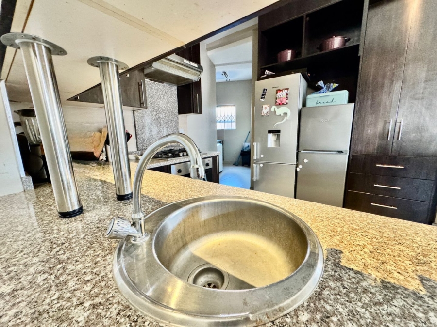 3 Bedroom Property for Sale in Baillie Park North West